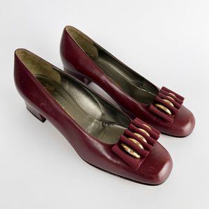 Vintage Leather Ribbon Metal Ring Rounded Square Closed Toe Short Chunky Heel